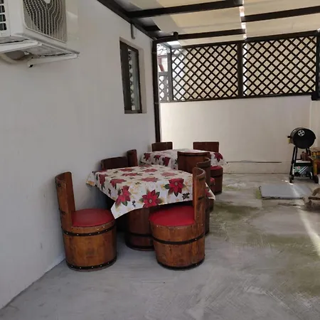 Casa De Vacanta 度假居 那沃达利