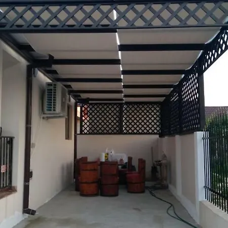 Casa De Vacanta 那沃达利